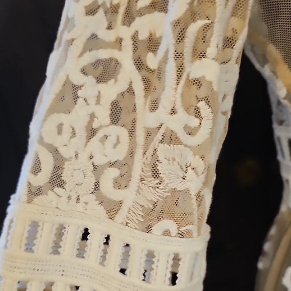 Forever 21 Cream Floral Lace Maxi Duster Kimono - Picture 7 of 9